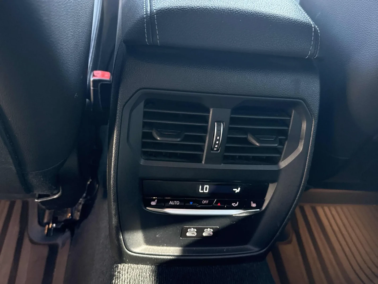 BMW 340 * M340i xDrive* АВТОКРЕДИТ БЕЗ ПЪРВОНАЧАЛНА ВНОСКА, снимка 13 - Автомобили и джипове - 54908706
