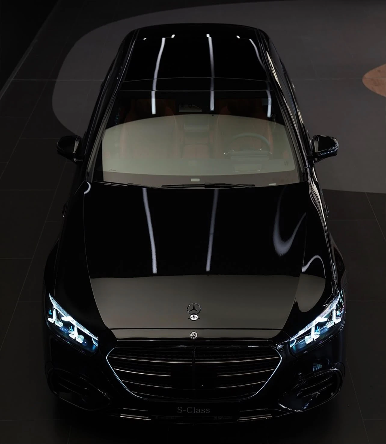 Mercedes-Benz S 580 AMG LINE V8 EQ Boost 4MATIC, снимка 2 - Автомобили и джипове - 55295580