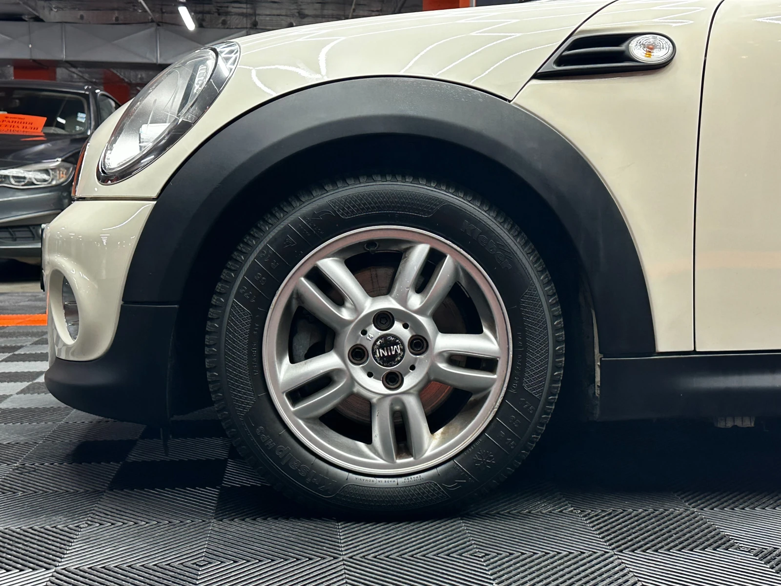 Mini One 1.6i 75 к.с., снимка 6 - Автомобили и джипове - 55483815