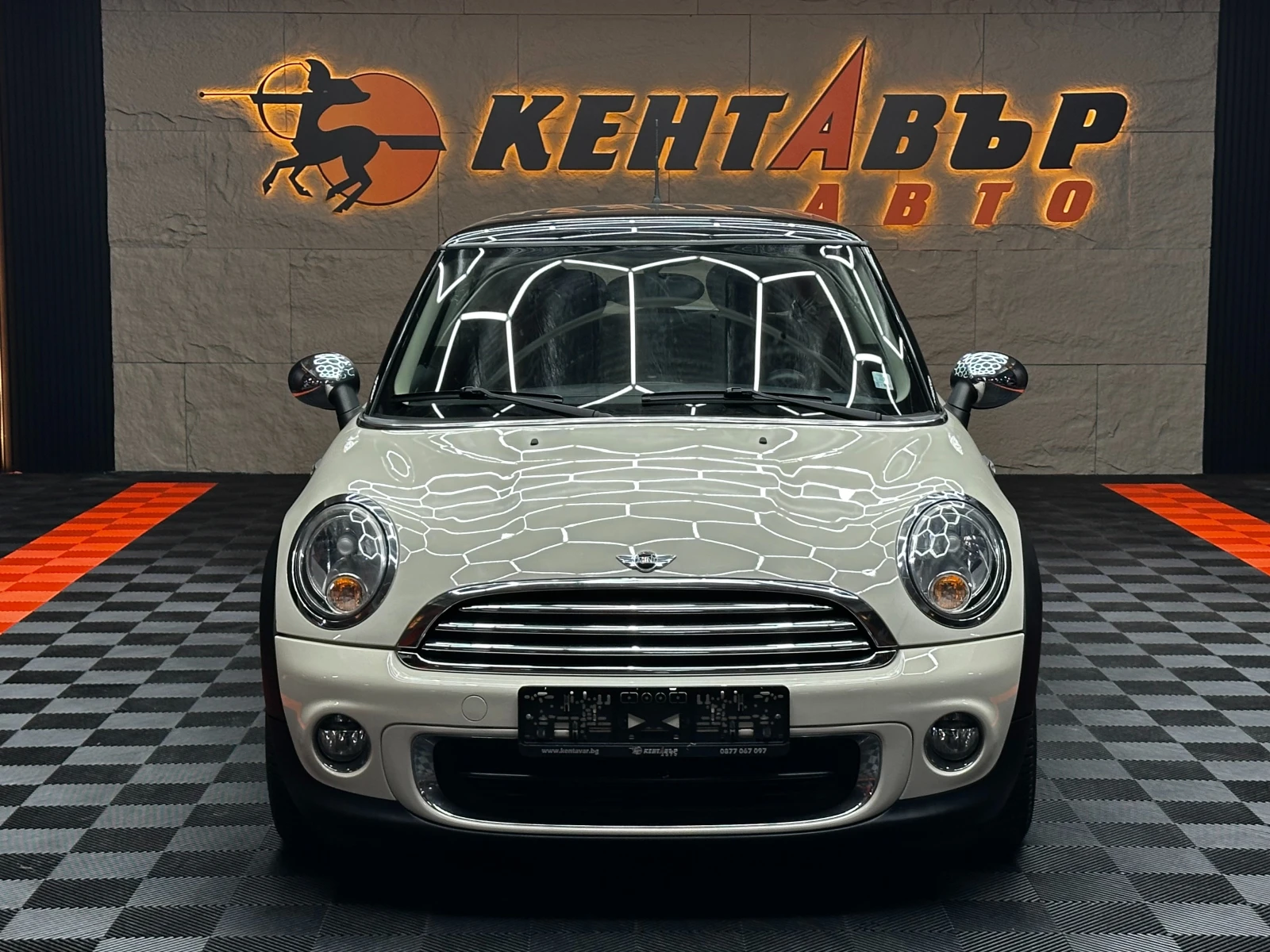 Mini One 1.6i 75 к.с., снимка 2 - Автомобили и джипове - 55483815