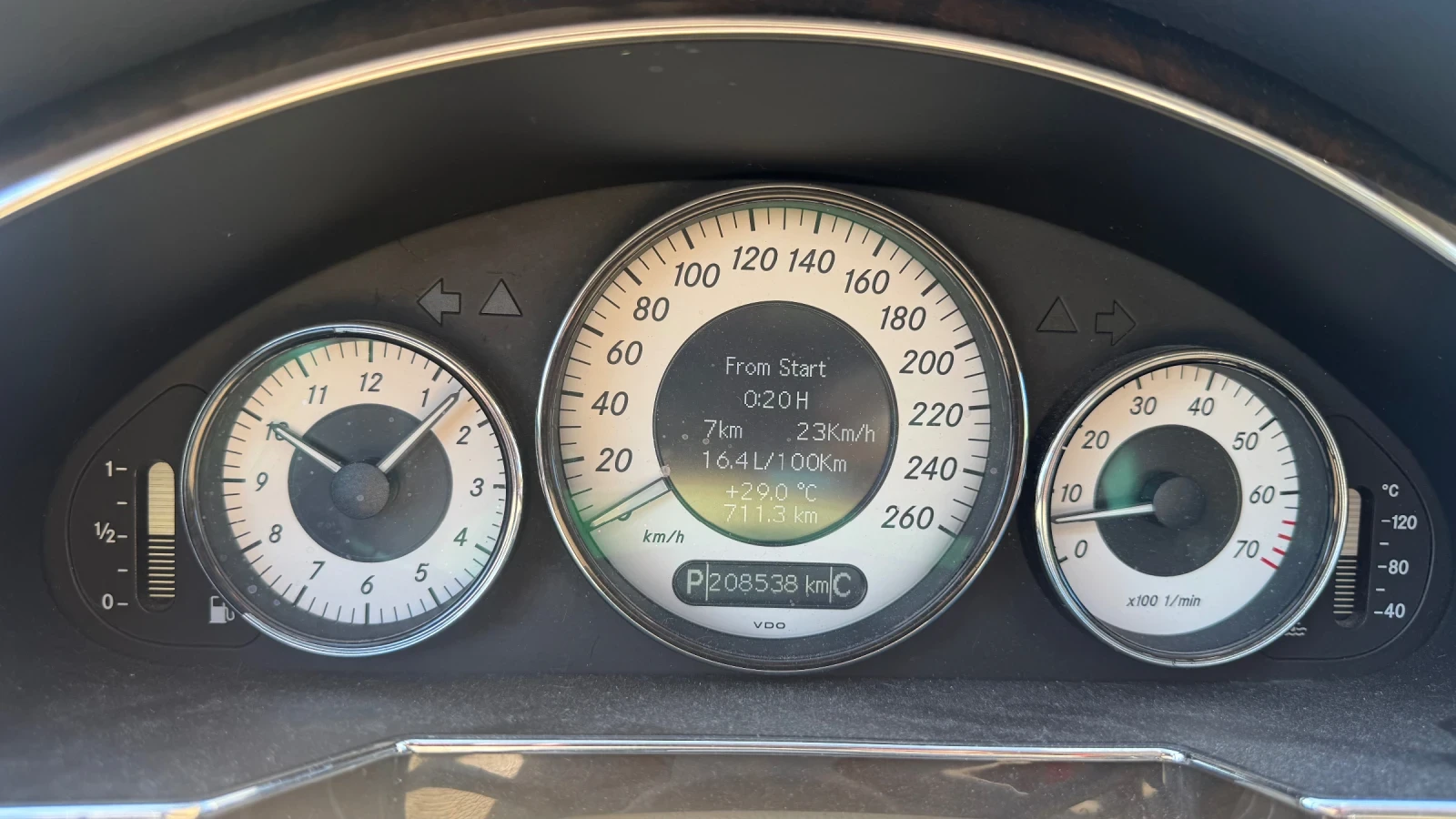 Mercedes-Benz CLS 550, снимка 10 - Автомобили и джипове - 55582433