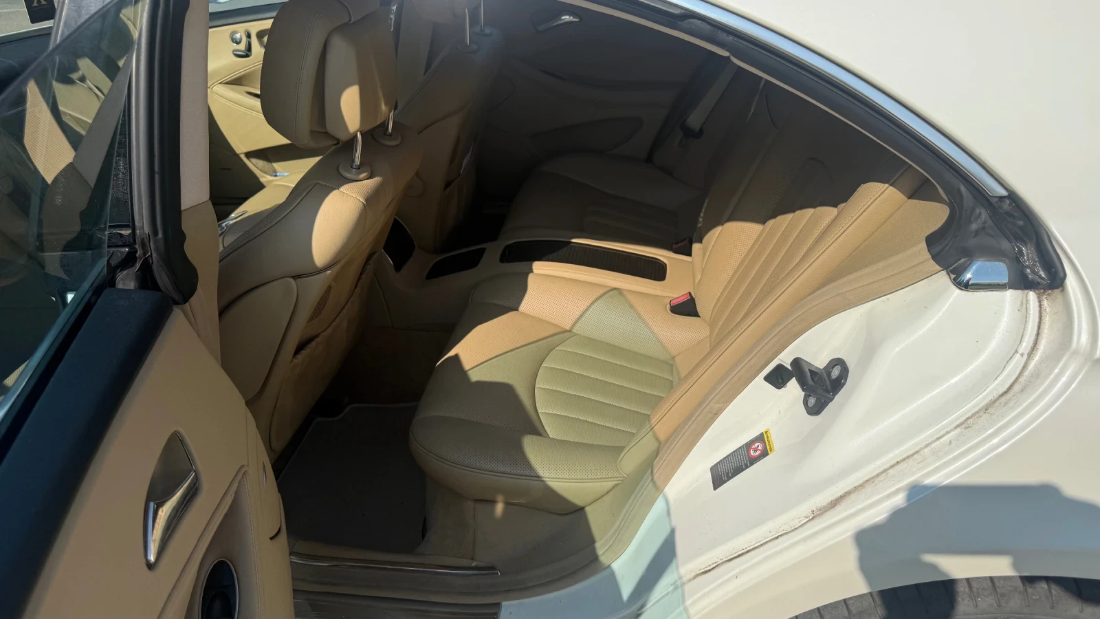 Mercedes-Benz CLS 550, снимка 9 - Автомобили и джипове - 55582433