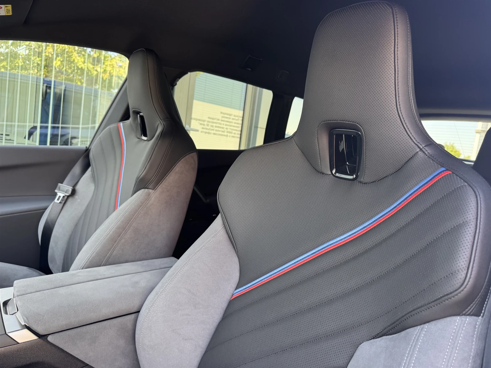BMW iX xDrive45, снимка 12 - Автомобили и джипове - 55643066
