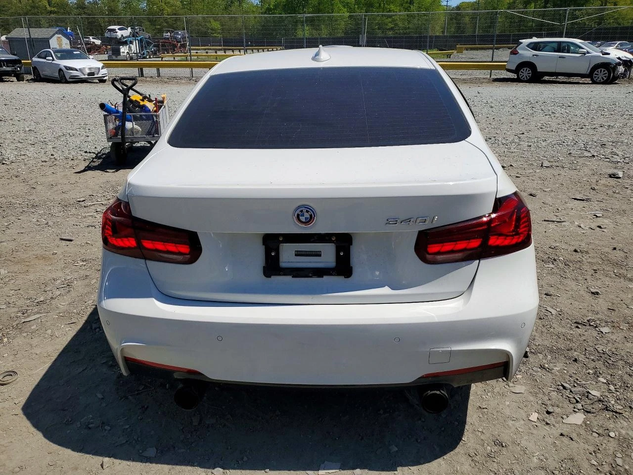 BMW 340 M* HARMON KARDON* ПЪЛНА ИСТОРИЯ, снимка 6 - Автомобили и джипове - 56025511