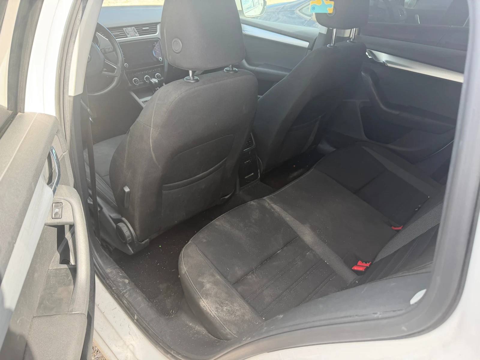 Skoda Octavia 2.0/150�� 4�4 EVRO6 | Mobile.bg � ����������� 9