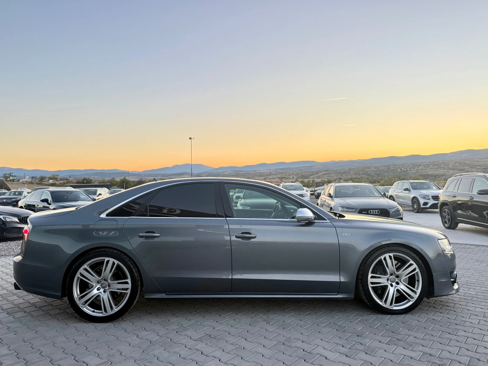 Audi S8 4.0 tfsi 1000 ks Собствен лизинг !!!, снимка 4 - Автомобили и джипове - 56375671