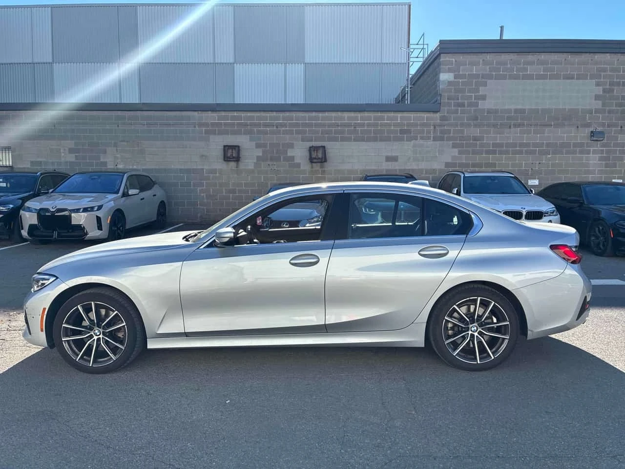 BMW 330 i xDrive * CARFAX * Keyless * Navi * ���������� *  | Mobile.bg � ����������� 2