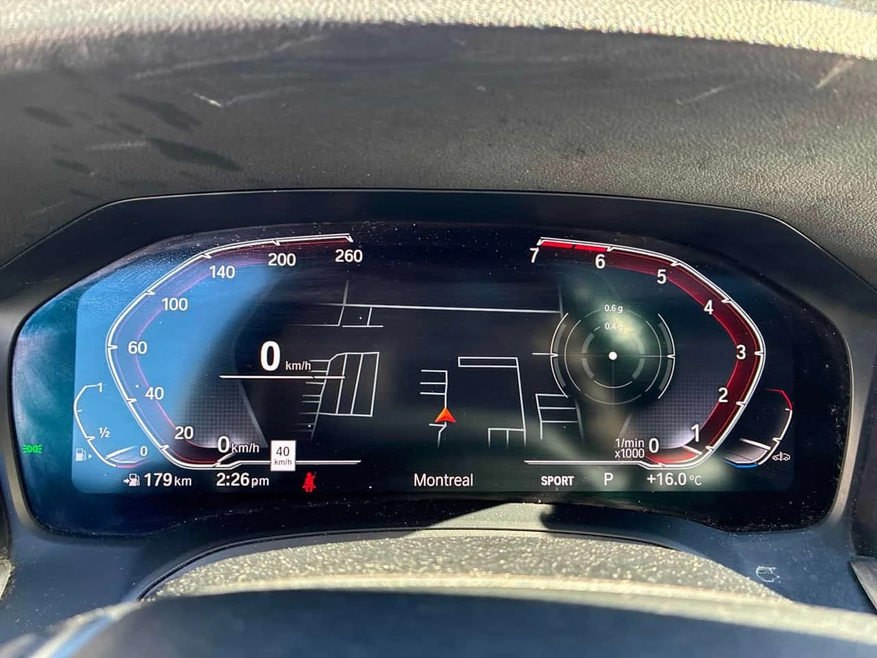 BMW 330 i xDrive * CARFAX * Keyless * Navi * ���������� *  | Mobile.bg � ����������� 9