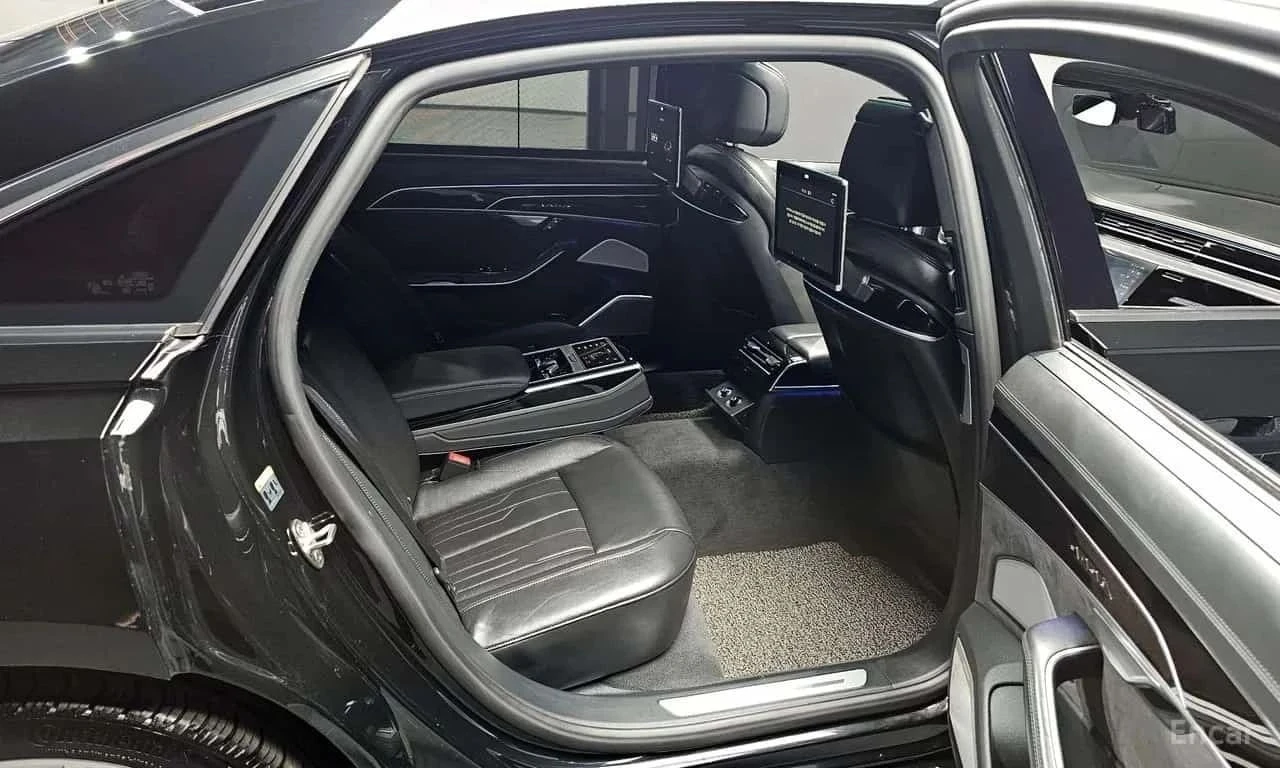 Audi A8, снимка 11 - Автомобили и джипове - 56685758