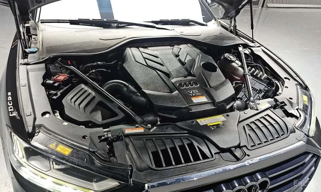 Audi A8, снимка 6 - Автомобили и джипове - 56685758