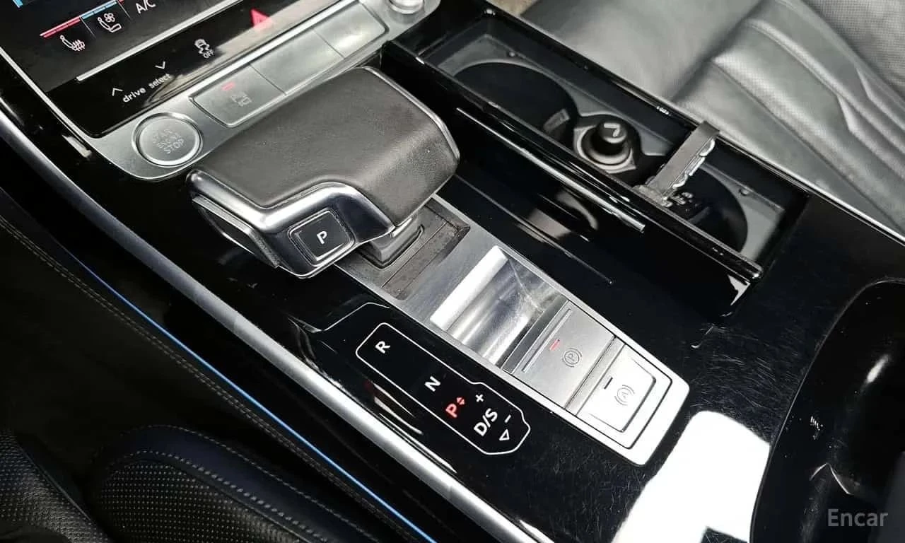 Audi A8, снимка 9 - Автомобили и джипове - 56685758