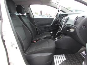 Renault Captur 0.9T EURO6B, снимка 10