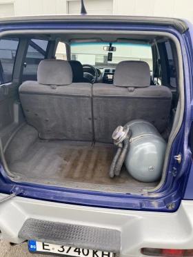 Nissan Terrano 2.4 116к.с., снимка 9