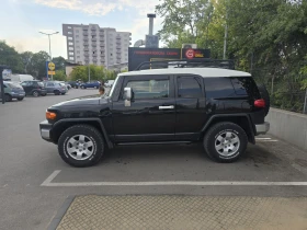 Toyota Fj cruiser 4.0Vvti/AVTOMAT/GAZ/ОБСЛУЖЕН - 40000 лв. - 93243246 2