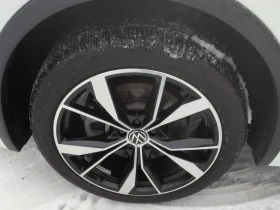 VW Tiguan Highline R Line  CARFAX - 46399 лв. / 23723.43 € - 11595133 7