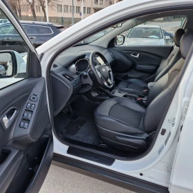 Hyundai IX35 2.0 166к.4Х4/НАВИ/КАМЕРА/КОЖА/ШВЕЙЦАРИЯ  - 10950 € / 21416.34 лв. - 73548720 8