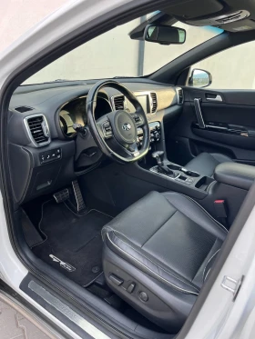 Kia Sportage 2.0 CRDI GT Line 185кс 4х4 /Пълн. серв. история | Auto.bg — изображение 8