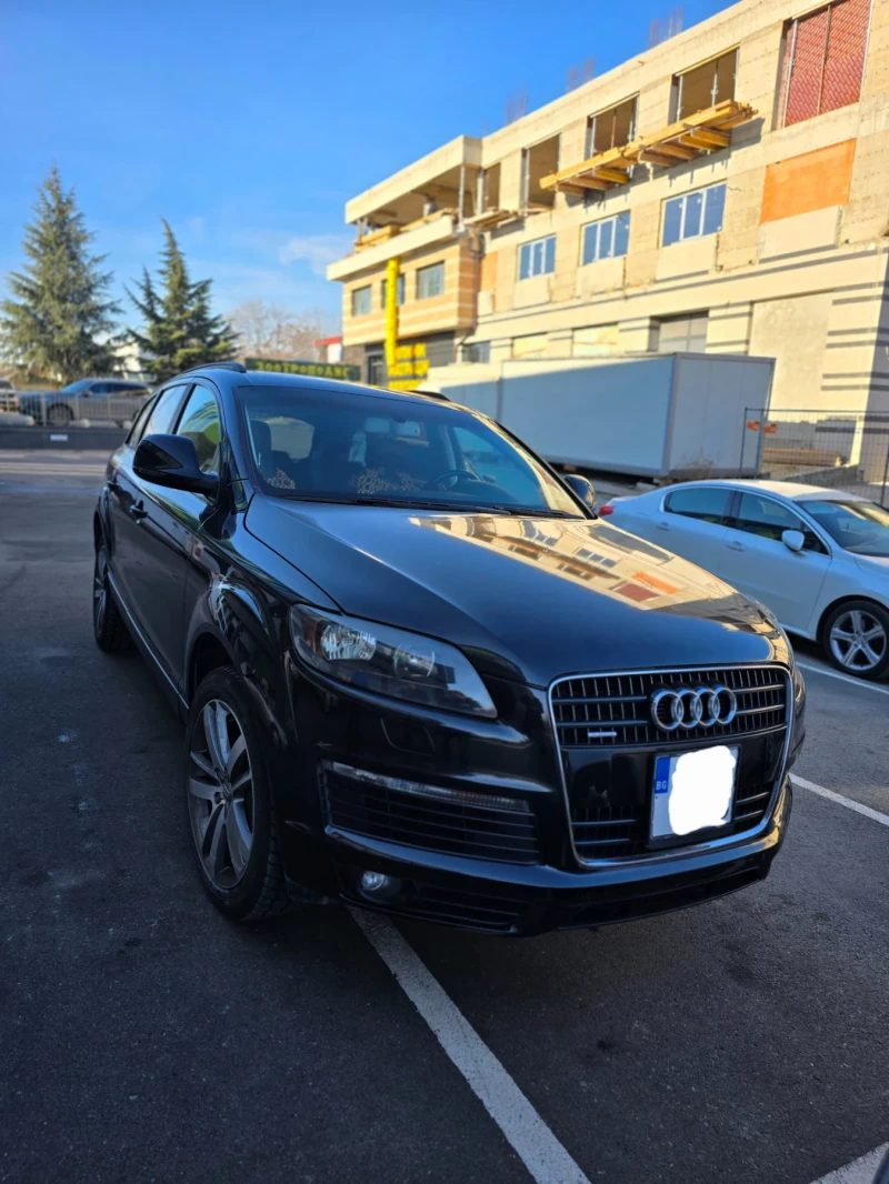 Audi Q7 Безупречна!!! Сервизни документи!, снимка 7 - Автомобили и джипове - 48374072