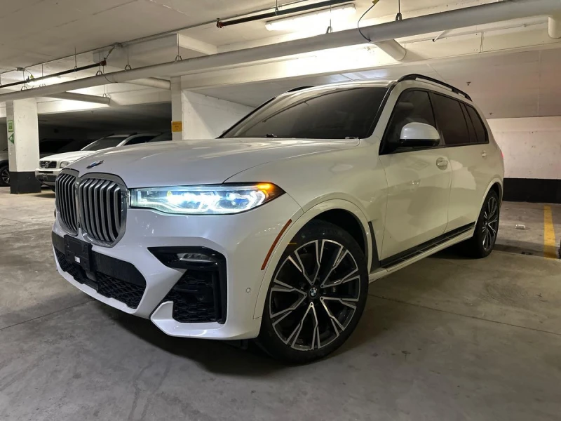 BMW X7 4.0XI* M-SPORT, снимка 1 - Автомобили и джипове - 48624434