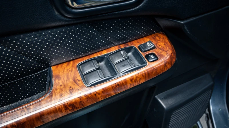 Nissan Patrol, снимка 11 - Автомобили и джипове - 52534370