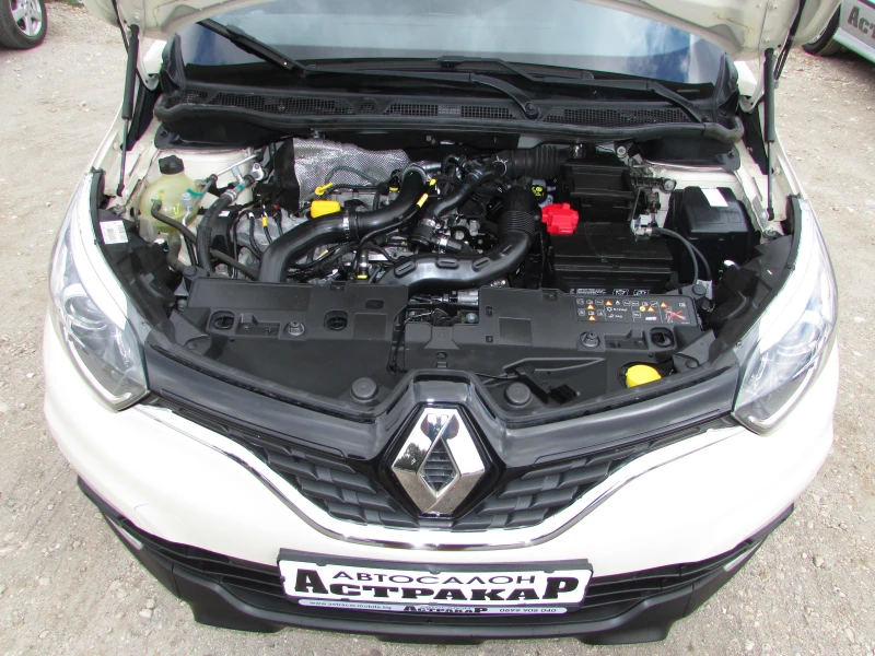 Renault Captur 0.9T EURO6B, снимка 16 - Автомобили и джипове - 51468299