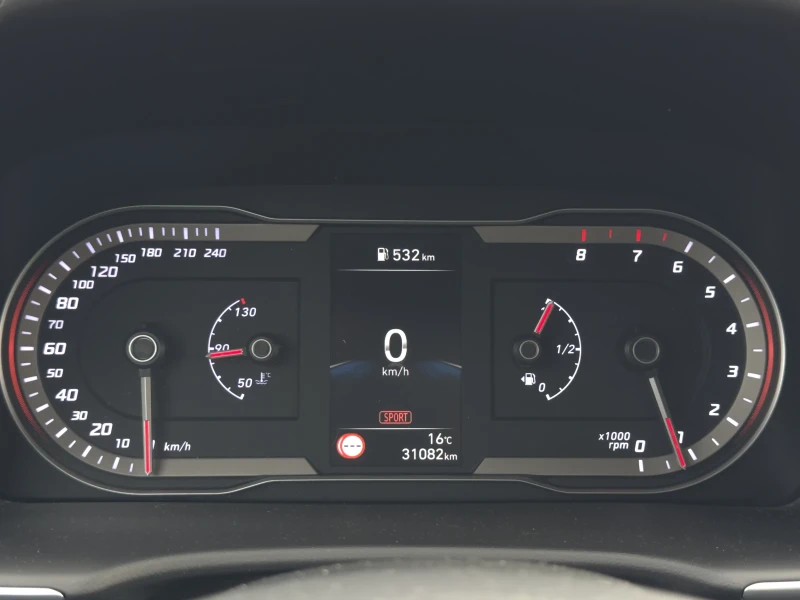 Hyundai Tucson, снимка 9 - Автомобили и джипове - 52568945