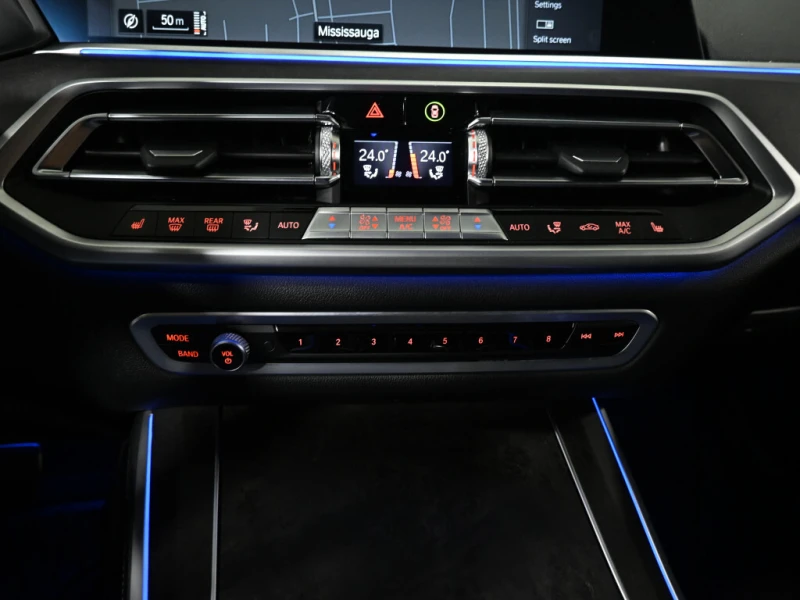 BMW X5 xDrive40i* M Пакет* HUD 360CAM* Дигитално табло* P, снимка 15 - Автомобили и джипове - 52637895