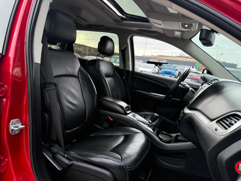 Fiat Freemont 2.0 Mjet 7м 4х4!Перфекно състояние!Реални километр, снимка 11 - Автомобили и джипове - 52672381