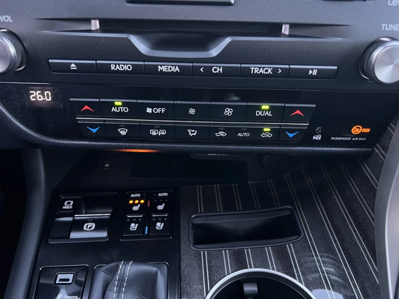 Lexus RX 450h  LUXURY/HYBRID/3.5VVT-i/313K.C./Е-CVТ, снимка 14 - Автомобили и джипове - 52851089