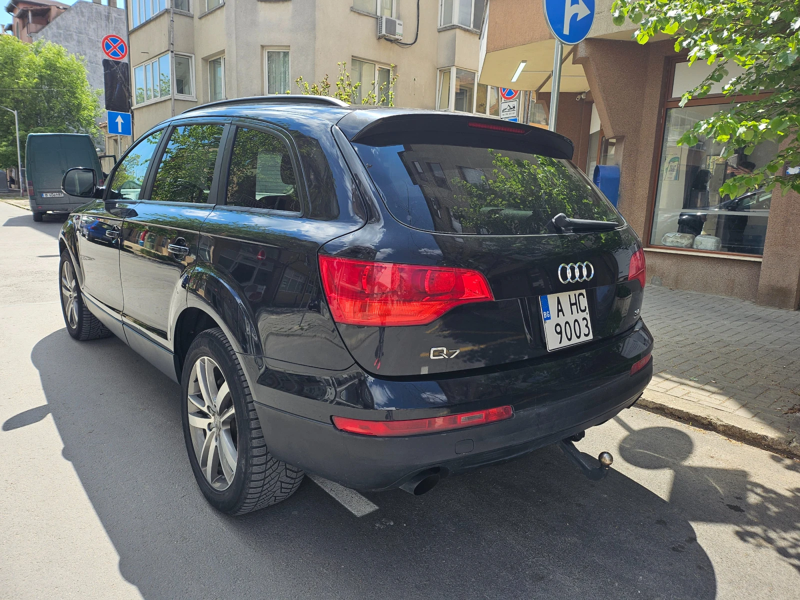 Audi Q7 Безупречна!!! Сервизни документи! - изображение 5