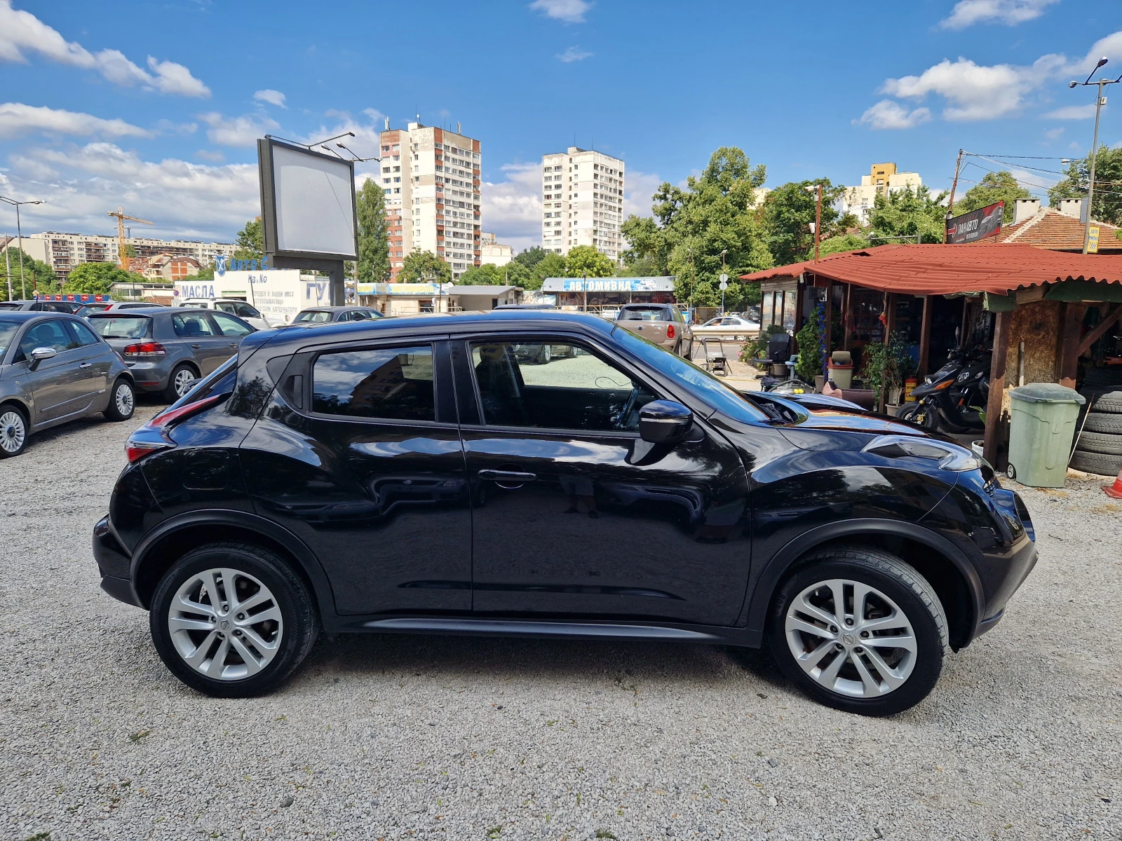 Nissan Juke 1.6 газов инжекцион - изображение 4