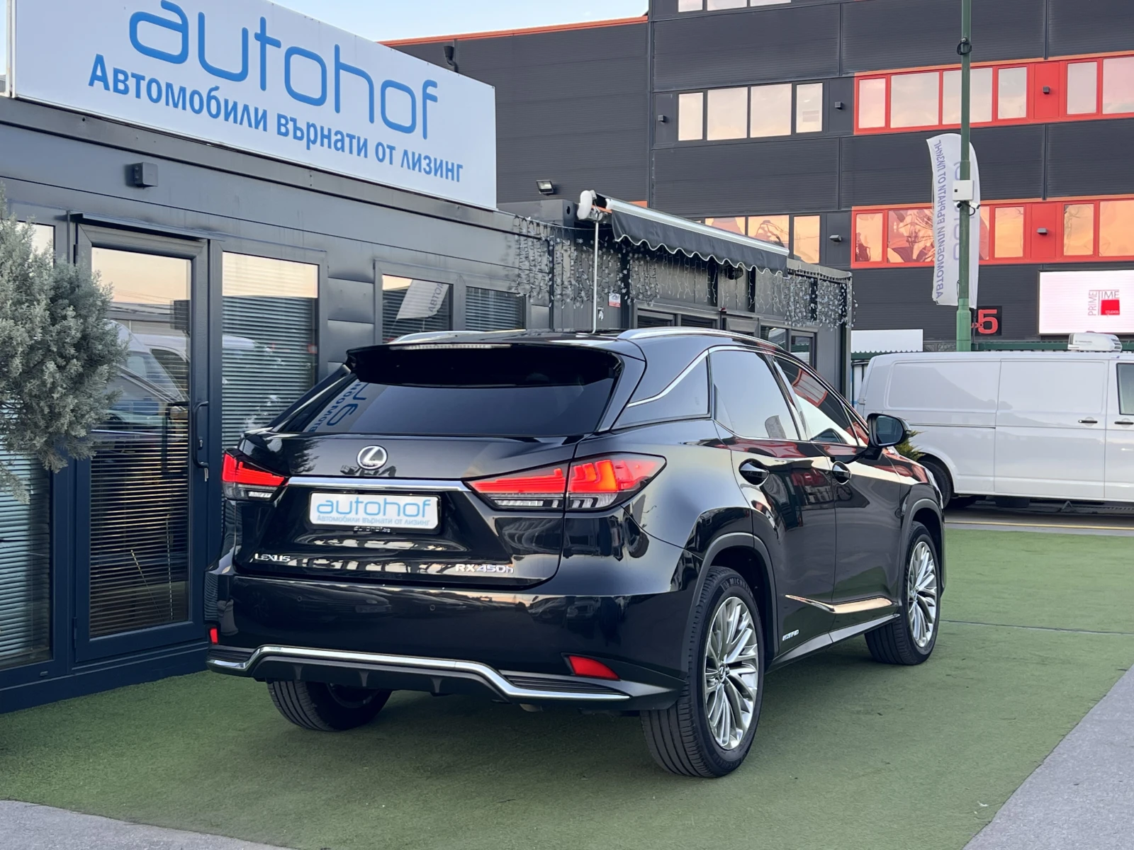 Lexus RX 450h  LUXURY/HYBRID/3.5VVT-i/313K.C./Е-CVТ - изображение 4