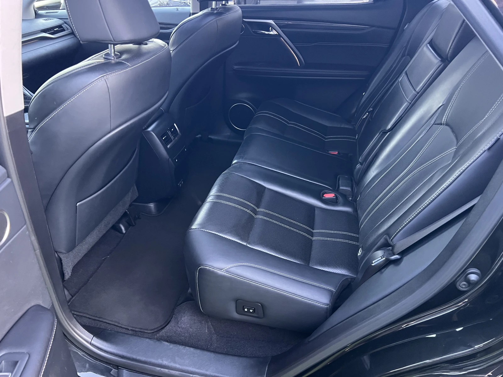 Lexus RX 450h  LUXURY/HYBRID/3.5VVT-i/313K.C./Е-CVТ - изображение 10