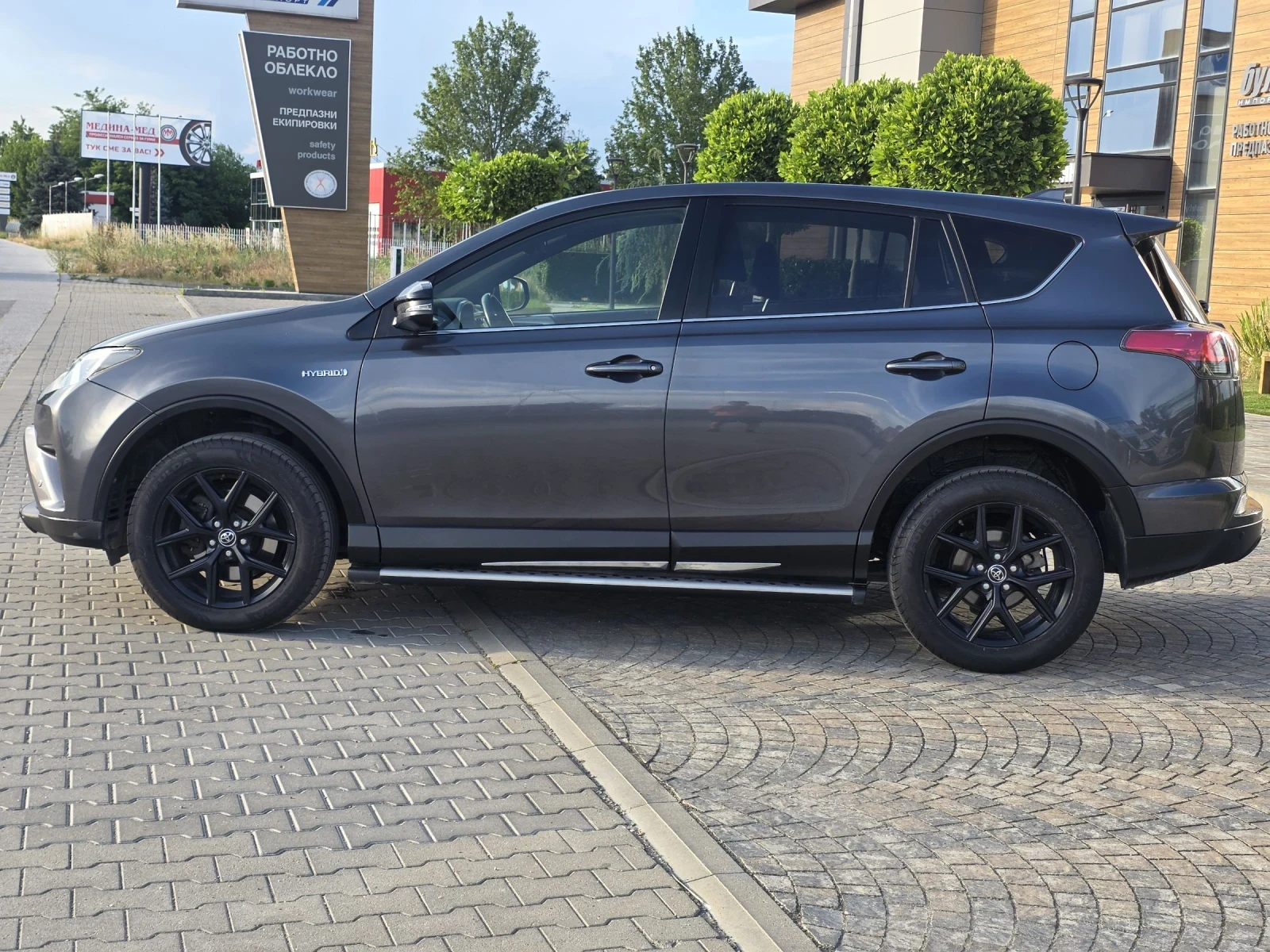 Toyota Rav4 2.5i HYBRID 197hp 149000km, снимка 2 - Автомобили и джипове - 54857535