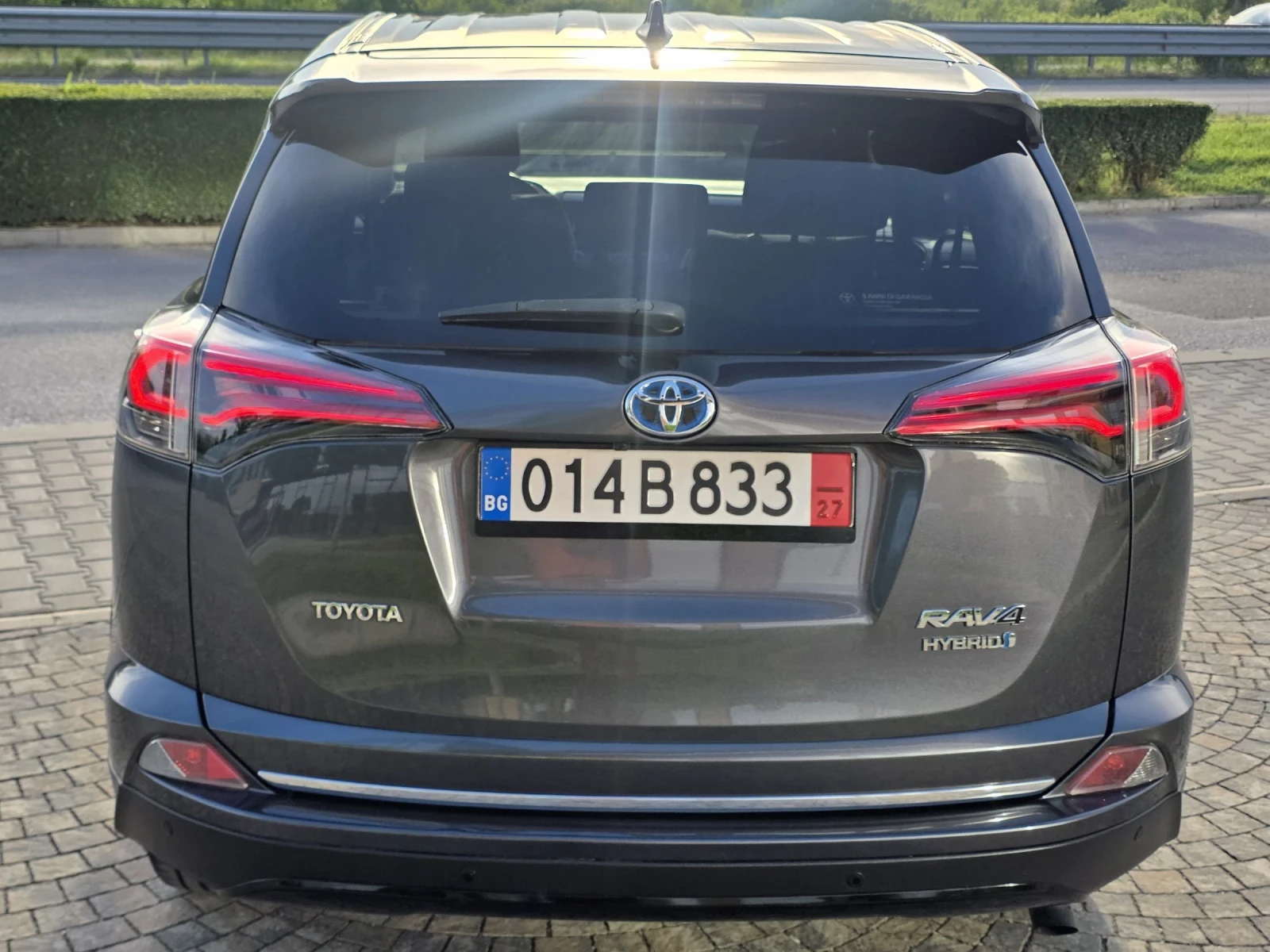 Toyota Rav4 2.5i HYBRID 197hp 149000km, снимка 4 - Автомобили и джипове - 54857535