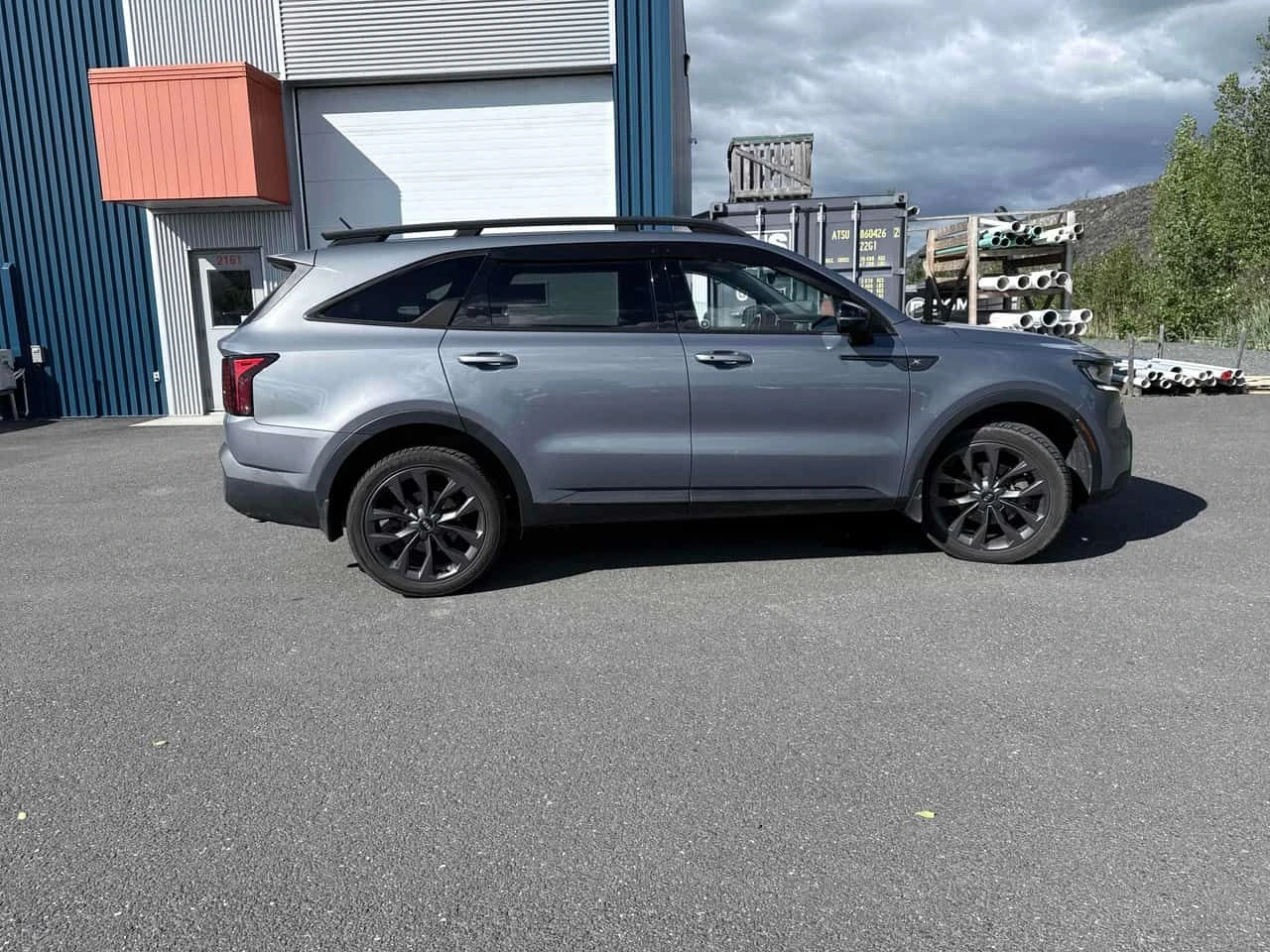 Kia Sorento X Line / CAMERA / ПОДГРЕВИ / АВТОКЛРЕДИТ , снимка 3 - Автомобили и джипове - 54964089