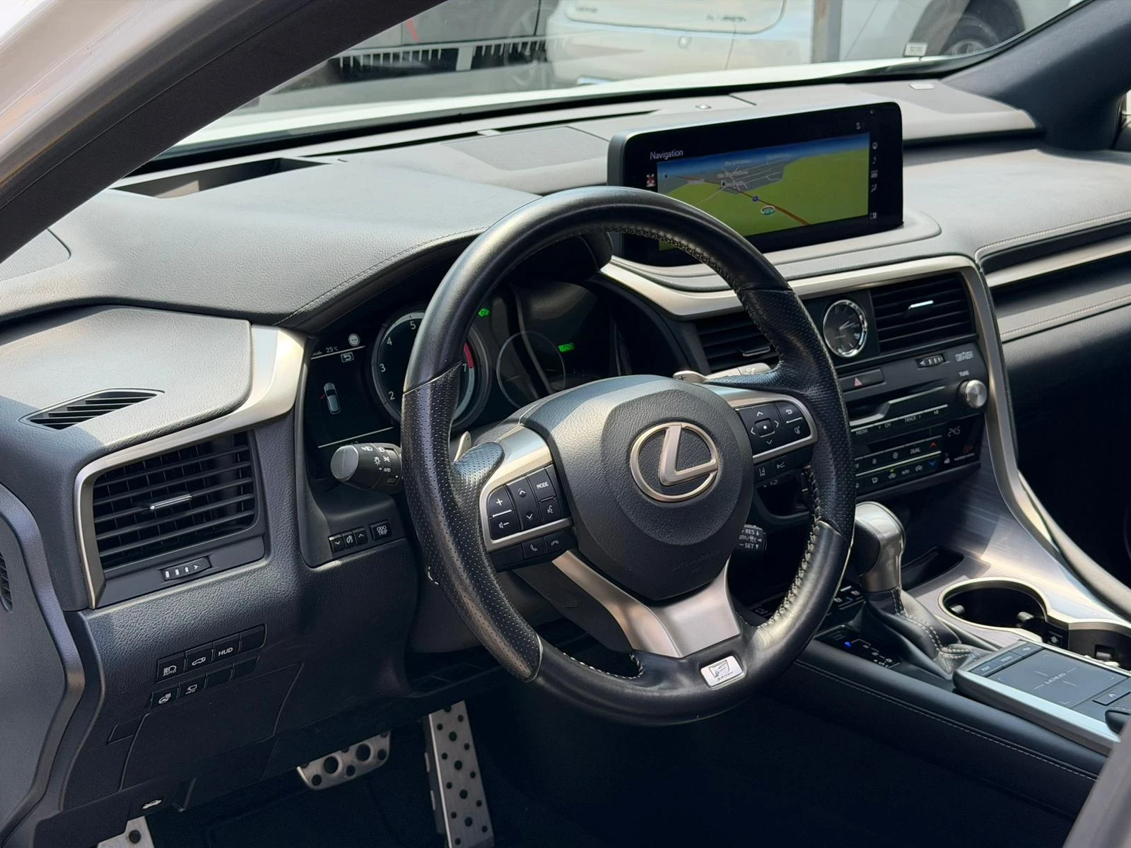 Lexus RX 450h /Face/F Sport/360Camera/HUD/Panorama/Relax+ HHC , снимка 11 - Автомобили и джипове - 54985341