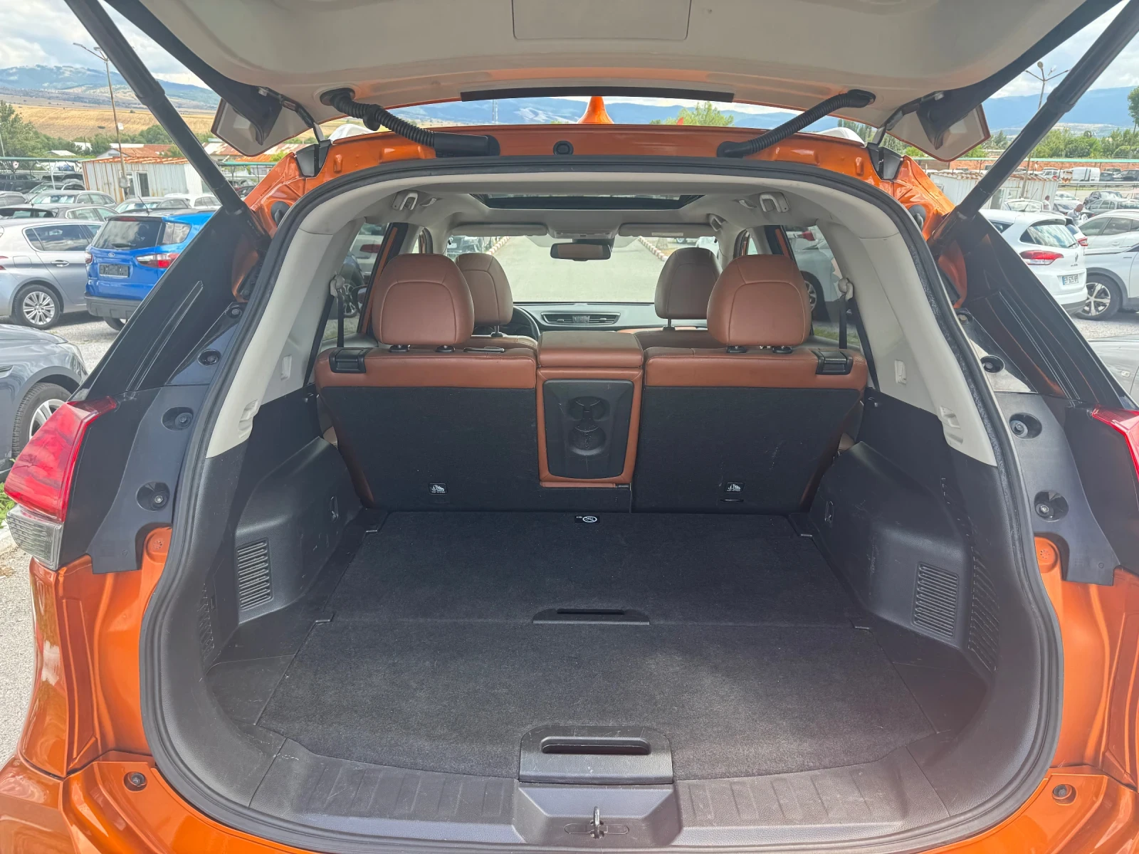 Nissan X-trail 2.0 DCI TEKNA+ Avtomat BoseSound, снимка 17 - Автомобили и джипове - 55418047