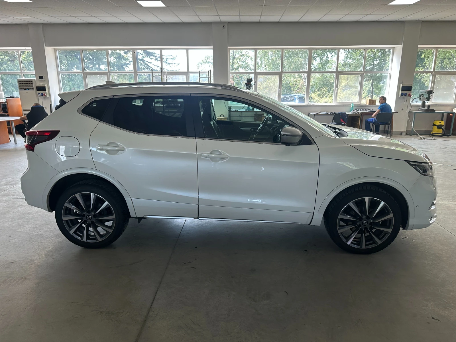 Nissan Qashqai TEKNA + , снимка 2 - Автомобили и джипове - 55802657