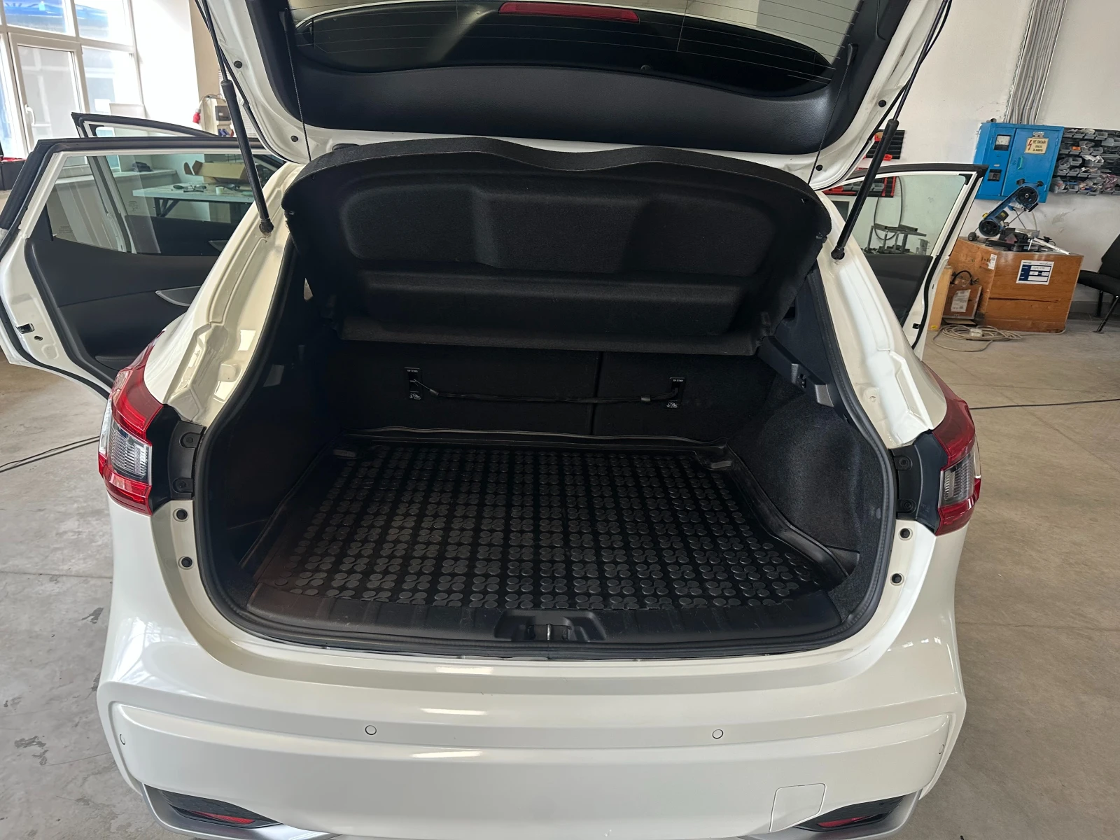 Nissan Qashqai TEKNA + , снимка 13 - Автомобили и джипове - 55802657