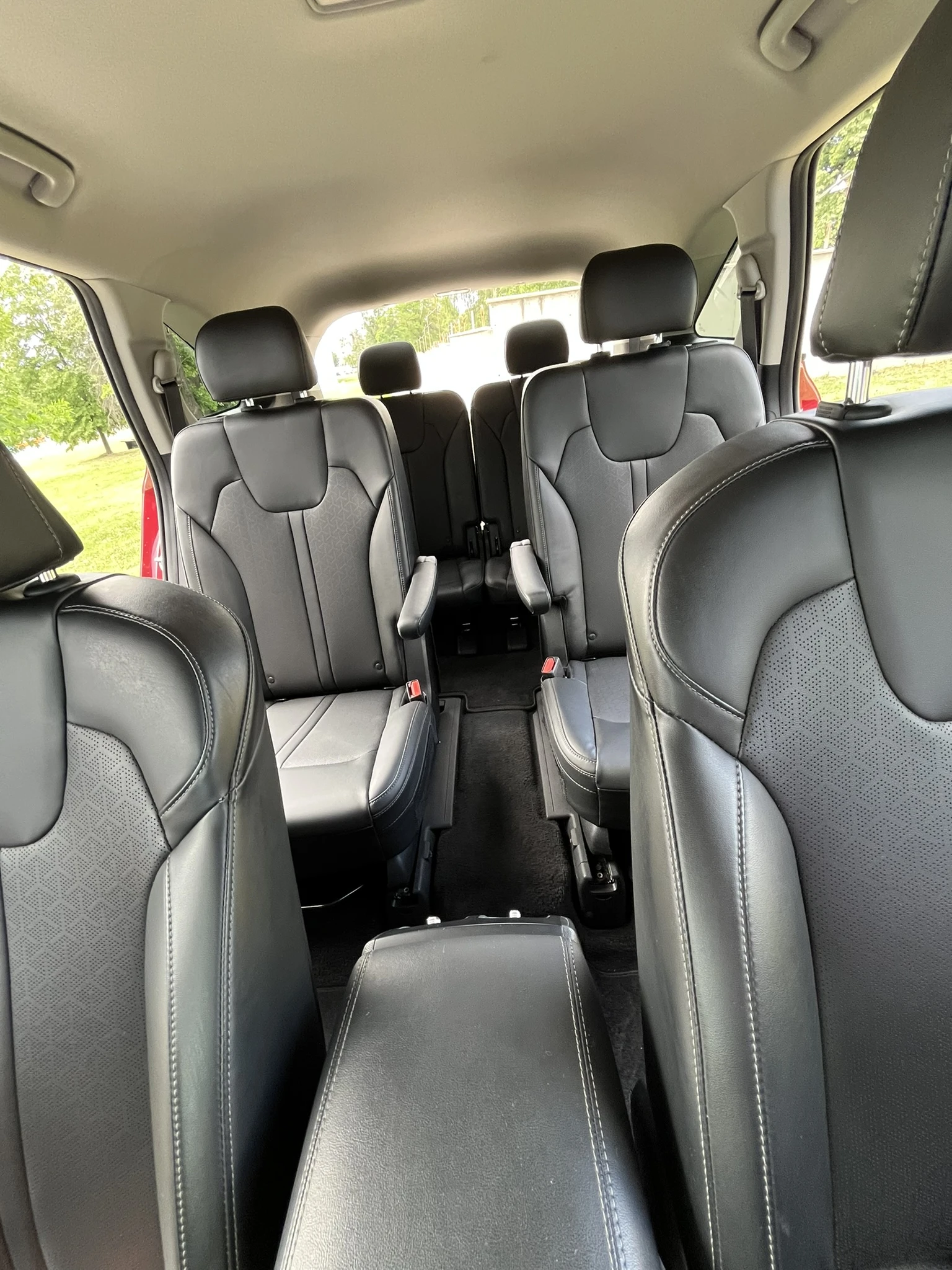 Kia Sorento 2.5 Turbo / AWD, снимка 11 - Автомобили и джипове - 56253449