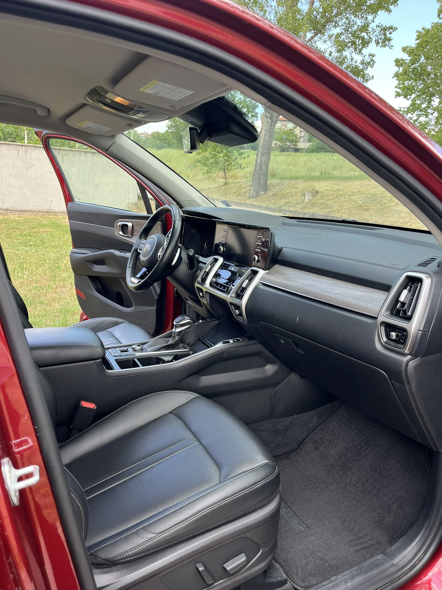 Kia Sorento 2.5 Turbo / AWD, снимка 10 - Автомобили и джипове - 56253449