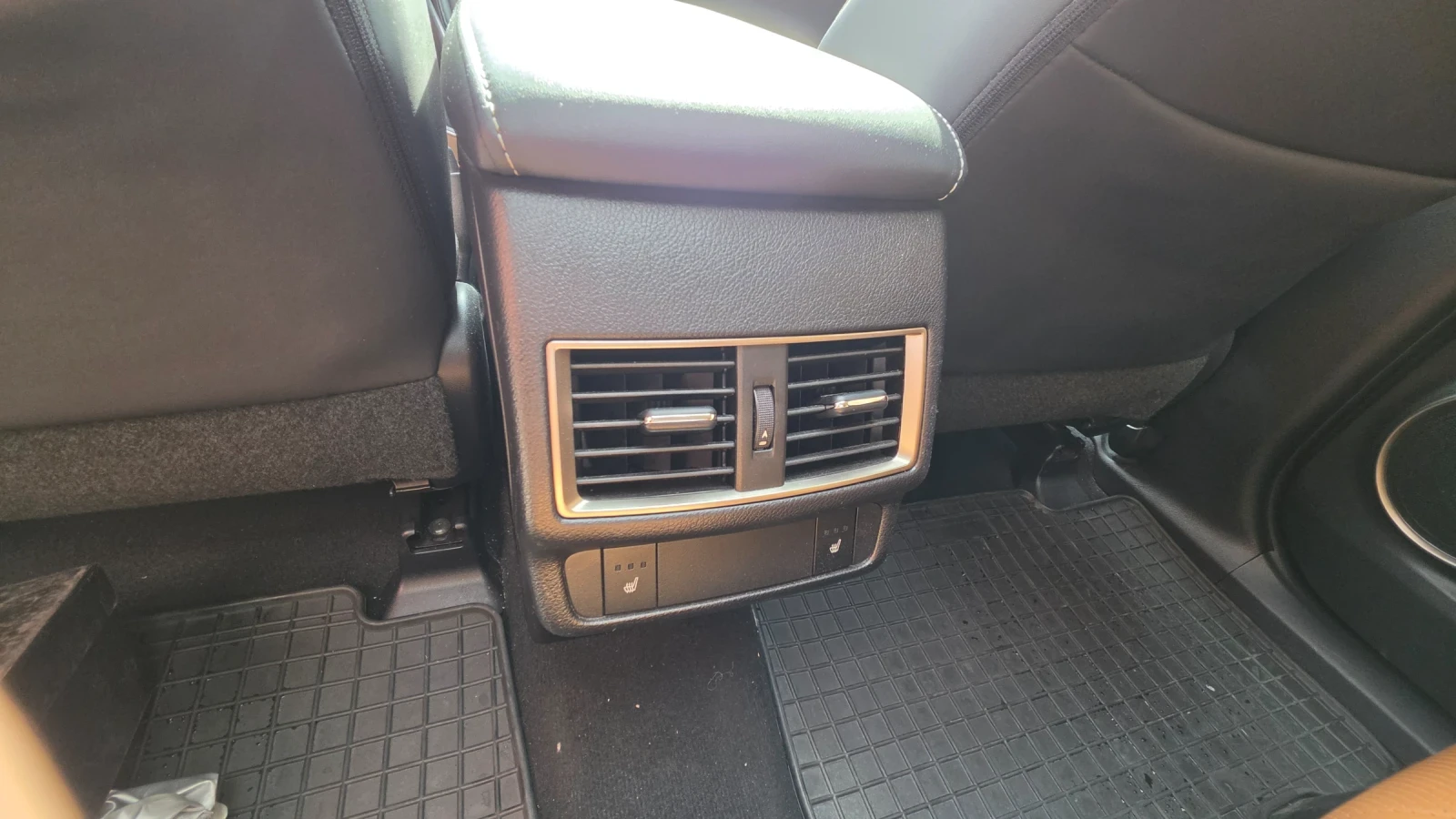 Lexus NX 300h Luxury, 98 ���. �� ������, Hybrid, Tri-beam  | Mobile.bg � ����������� 16