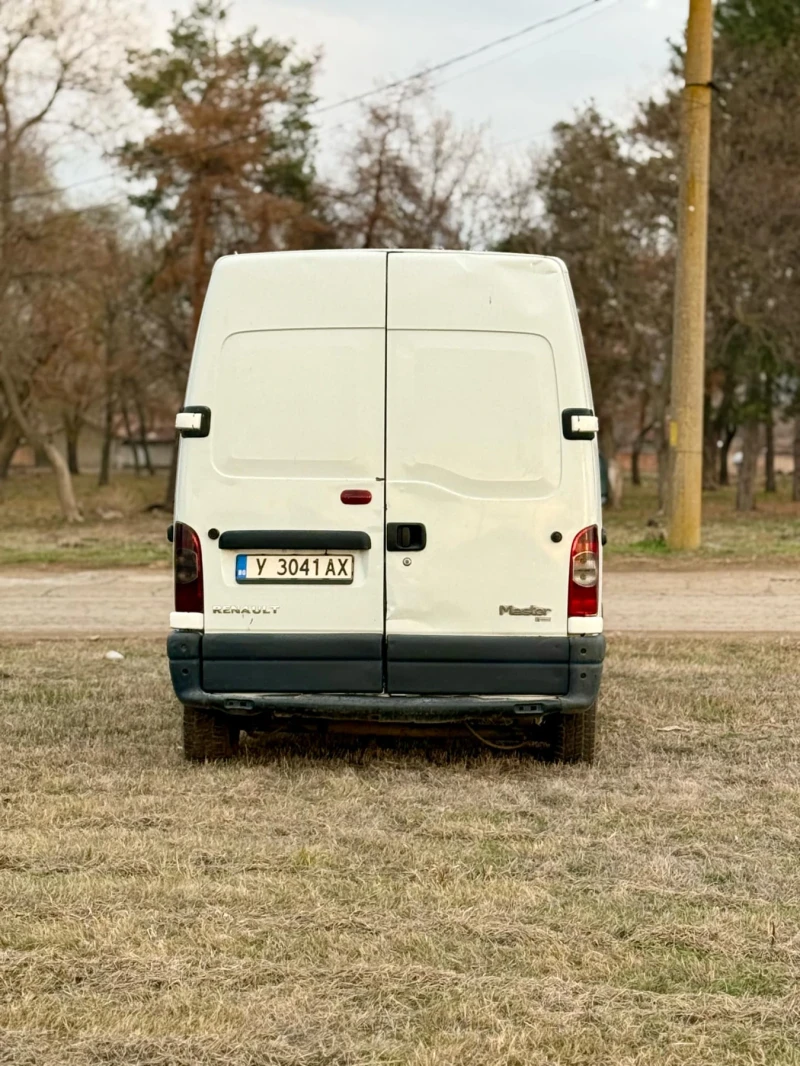 Renault Master 2.5DCI, снимка 4 - Бусове и автобуси - 48129618