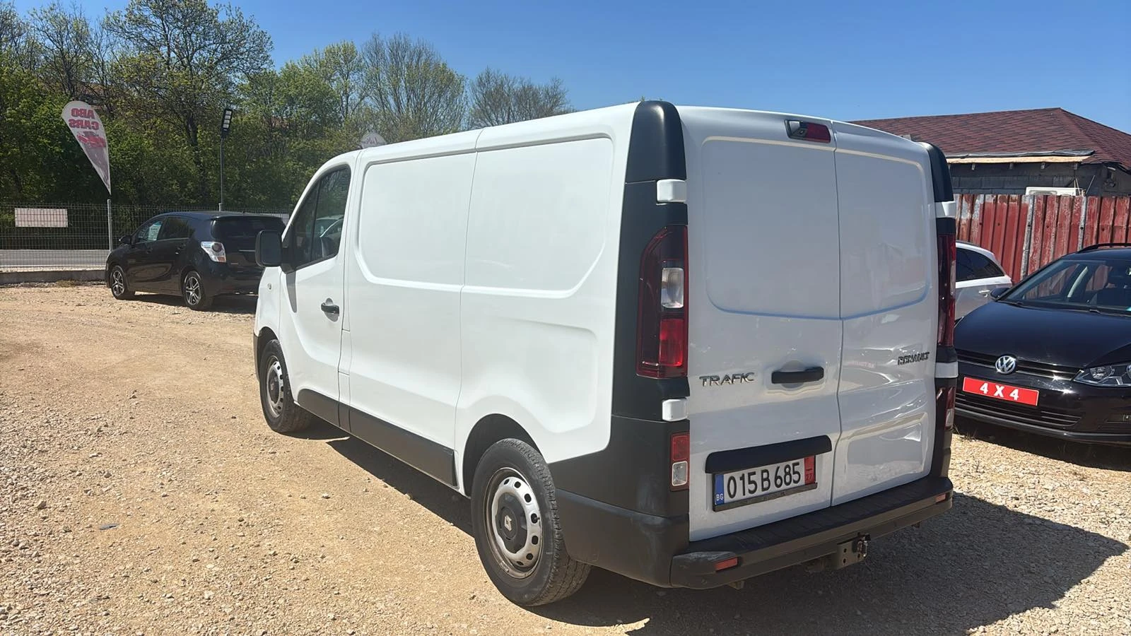 Renault Trafic 2.0 TDI EURO 6 120к.с., снимка 4 - Бусове и автобуси - 54425631