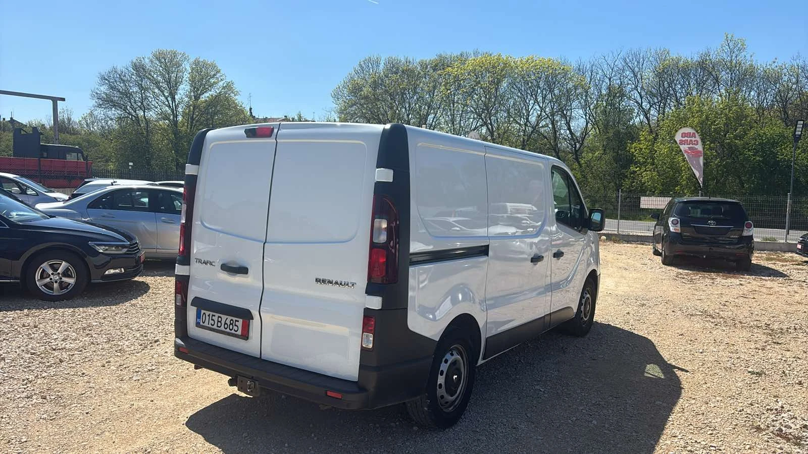 Renault Trafic 2.0 TDI EURO 6 120к.с., снимка 6 - Бусове и автобуси - 54425631