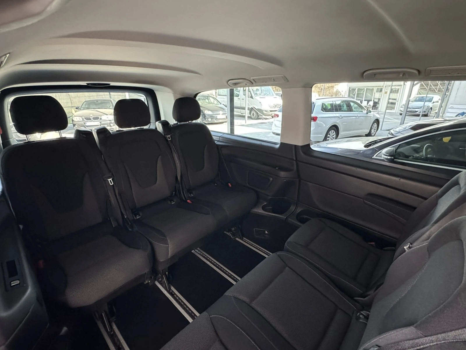 Mercedes-Benz V 220 EXTRA LONG , снимка 13 - Бусове и автобуси - 54743771