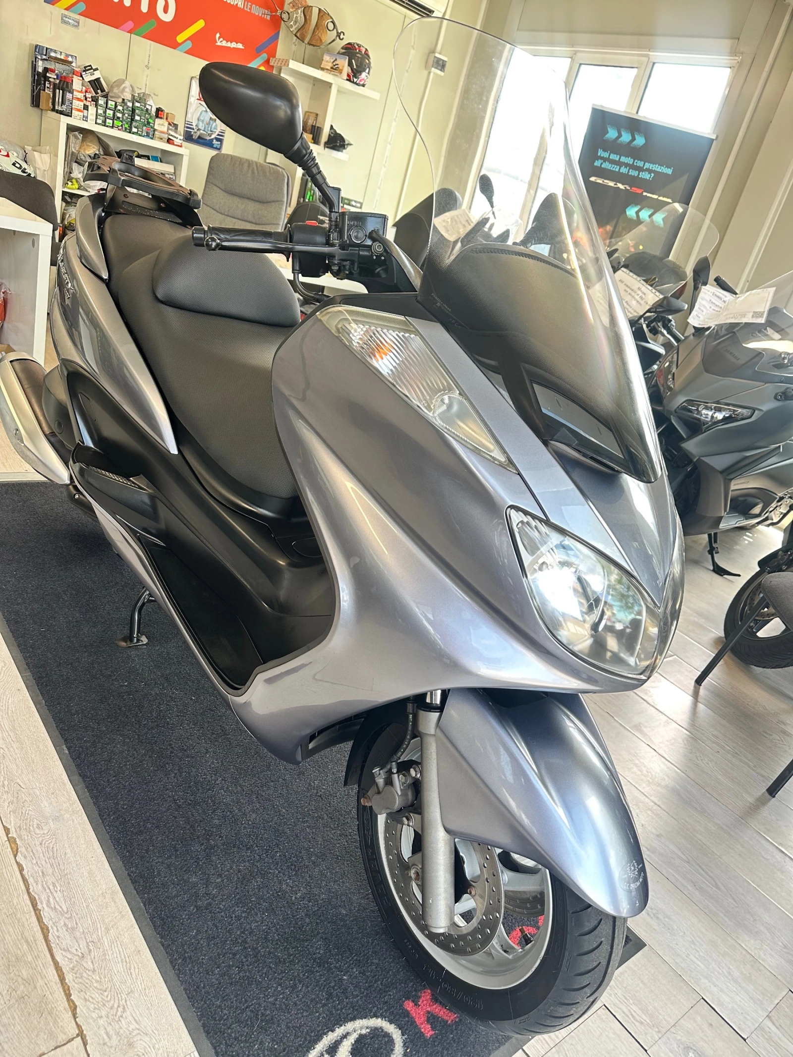 Yamaha Majesty 400i 08.2006г., снимка 6 - Мотоциклети и мототехника - 55817488