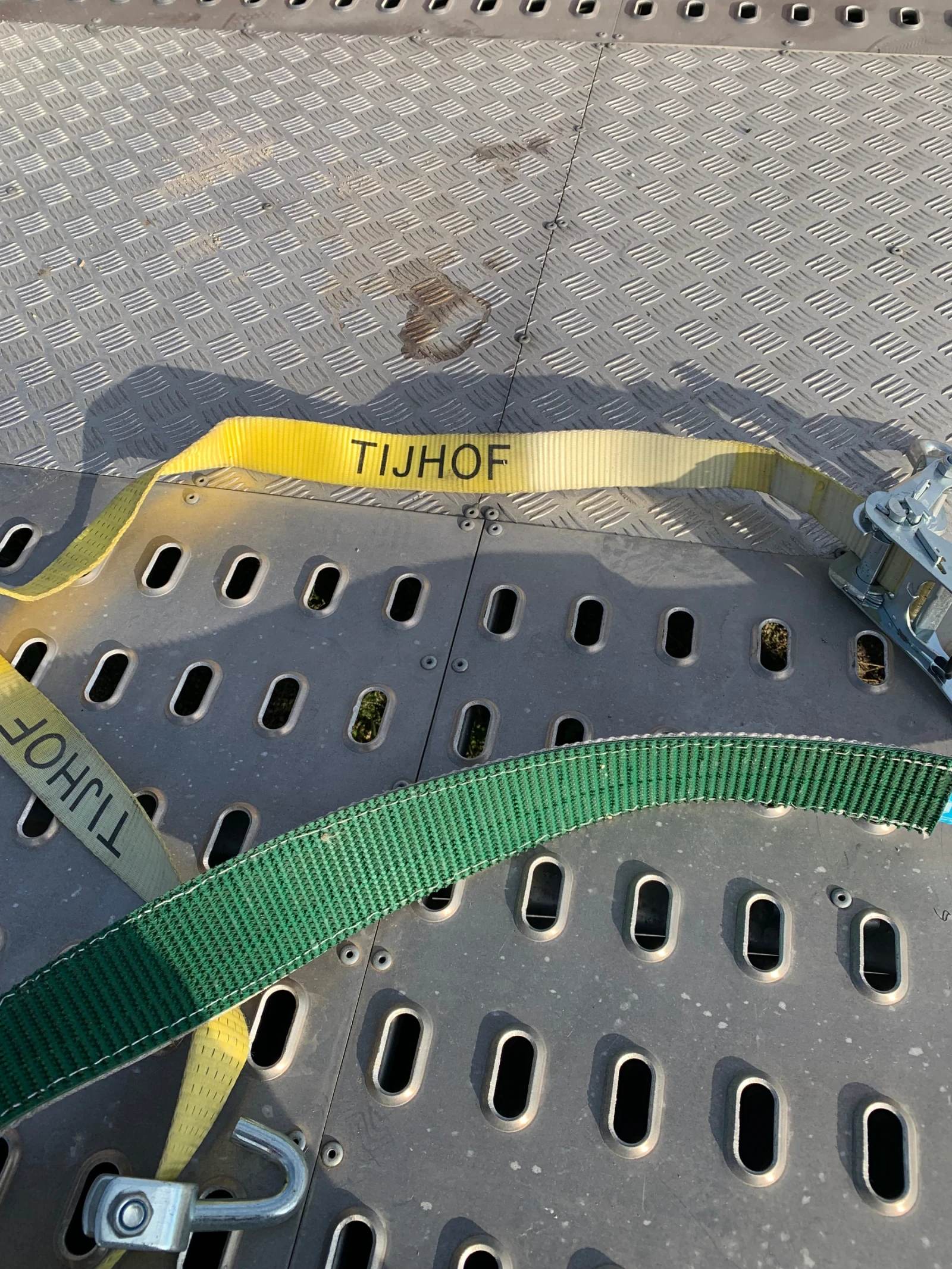     2  8.5   | Mobile.bg   7