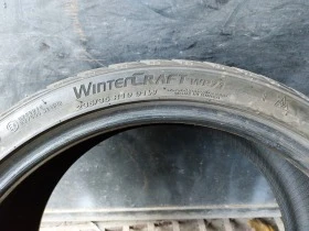 Гуми Зимни 235/35R19, снимка 6 - Гуми и джанти - 39109157